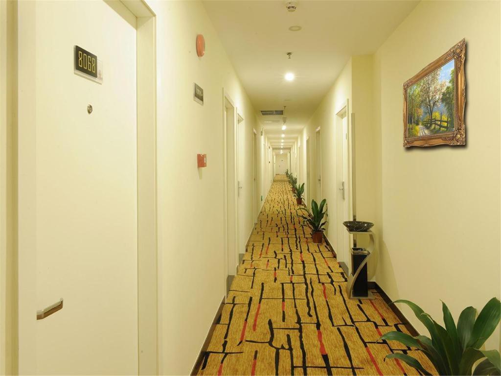Shang Pin Hotel Shenzhen Futian Exhibition Branch Buitenkant foto
