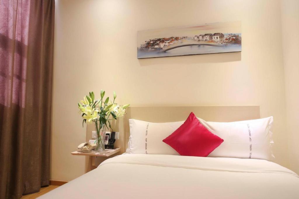 Shang Pin Hotel Shenzhen Futian Exhibition Branch Buitenkant foto