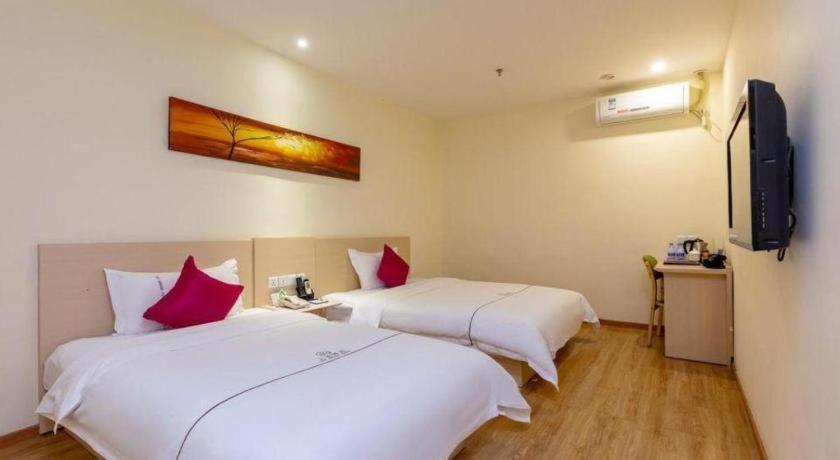 Shang Pin Hotel Shenzhen Futian Exhibition Branch Buitenkant foto